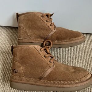 Ugh Neumel Chestnut Big Kids size 3